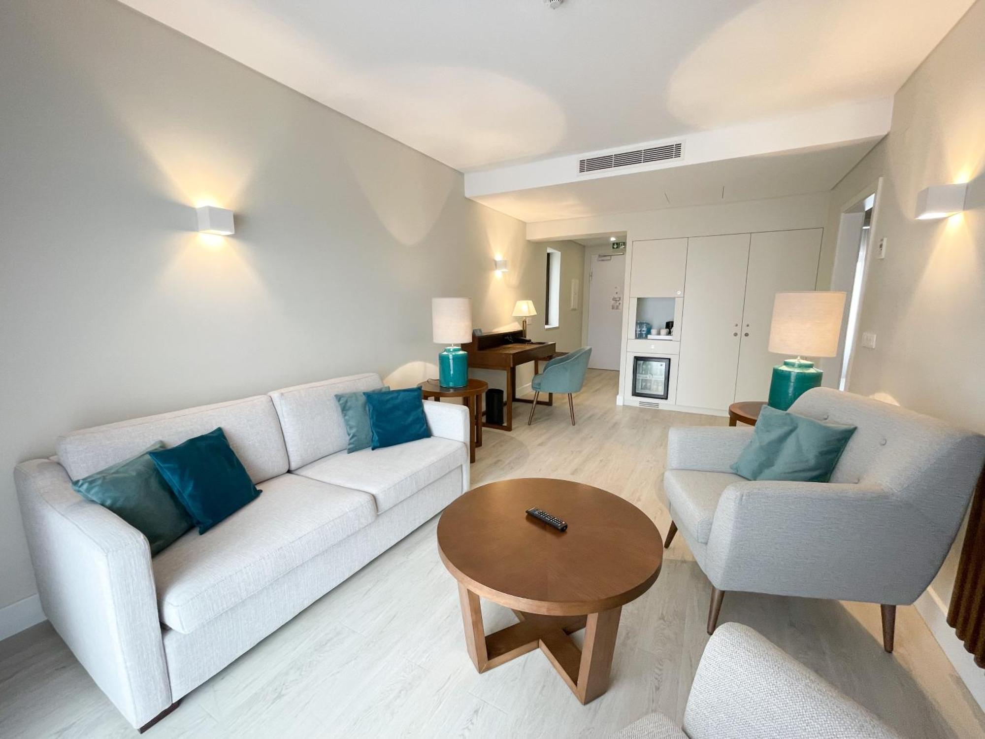 Four Points By Sheraton Sesimbra Bagian luar foto