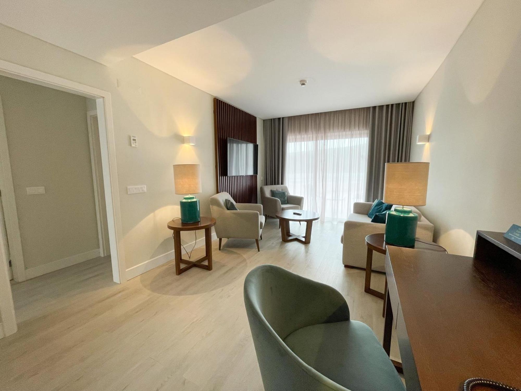 Four Points By Sheraton Sesimbra Bagian luar foto