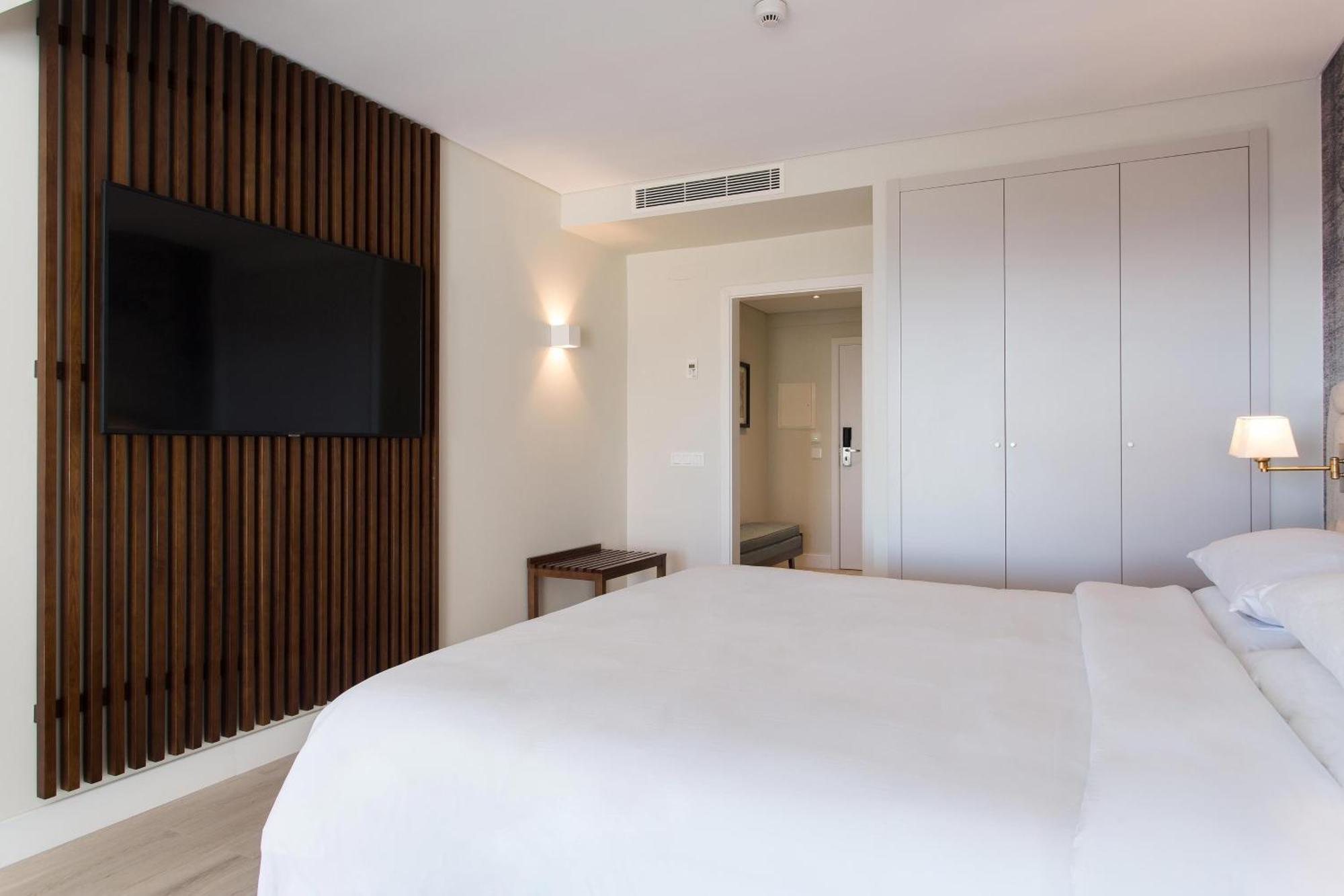Four Points By Sheraton Sesimbra Bagian luar foto